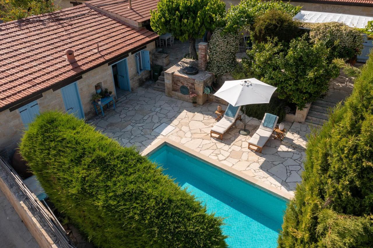 Villa Avgoustis Pachna Buitenkant foto