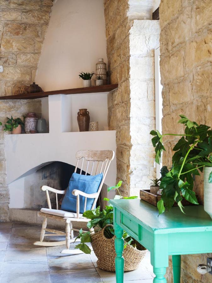Villa Avgoustis Pachna Buitenkant foto